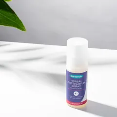 Xịt Thảo Mộc Lansinoh Herbal Postpartum Spray 100ml - Giải Pháp Giảm Đau Cho Mẹ Sau Sinh, Làm Dịu Vùng Da Nhạy Cảm