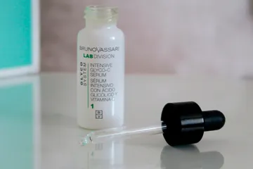 Serum Bruno Vassari Glyco C Hỗ Trợ Sáng Da - Đẩy Lùi Dấu Hiệu Lão Hóa, Tái Tạo Da, Chứa Axit Glycolic và Vitamin C, 30ml