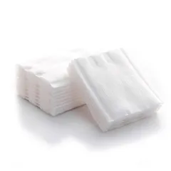 Combo 2 túi bông tẩy trang cotton 3 lớp 180 miếng Reskin - Bông mềm, không xơ, an toàn cho mọi loại da, dễ dàng tẩy trang