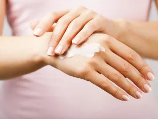 Kem Dưỡng Da Tay Bruno Vassari Body Care Age-Control 75ml - Giàu Vitamin, Ngừa Nếp Nhăn, Hấp Thụ Nhanh, Không Nhờn Dính