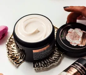 Dưỡng Thể Bielenda Camellia Oil Body Butter 200ml - Dưỡng Ẩm, Săn Chắc Da Mềm Mịn, Chống Nhăn Nheo Hữu Hiệu
