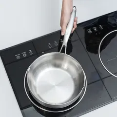 Chảo inox nguyên khối Seka 5 lớp sâu lòng - Dùng cho mọi loại bếp, chiên xào tiện lợi, chất lượng cao cấp, bền bỉ và an toàn sức khỏe.