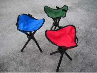 Ghế Ngồi Gấp Gọn Tam Giác Nhỏ AoTu AT6733 - Chắc Chắn, Dễ Dàng Mang Theo Cho Cắm Trại, Picnic, Du Lịch, Chịu Lực 80KG