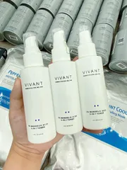 Vivant Skincare 3% Mandelic Acid 3-In-1 Toner giảm mụn, trẻ hóa da, làm sạch và cân bằng độ pH 115ml