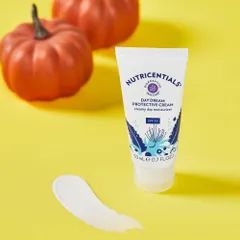 Kem Dưỡng Ngày Nuskin Day Dream Protective Cream SPF35 - Dưỡng Ẩm, Chống Nắng, Bảo Vệ Da Rạng Rỡ, Phù Hợp Da Thường và Khô
