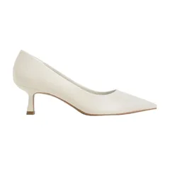 Giày cao gót Charles & Keith Emmy Pointed Kitten Heel Pumps CK1-60361352 Chalk - Gót 5.5cm, Màu Trắng Phấn Thanh Lịch Cho Phái Đẹp