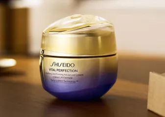 Kem Dưỡng Shiseido Vital-Perfection 50ml - Kem Uplifting và Firming Chăm Sóc Da Cao Cấp, Dưỡng Da Sáng Khỏe và Ngăn Lão Hóa