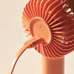 Quạt Cầm Tay Mini Lumena Fan C2 Có Chân Để Bàn, Pin 2000mAh, Thiết Kế Nhỏ Gọn, Thời Gian Sử Dụng 14 Giờ, Quạt Điện Tiện Lợi