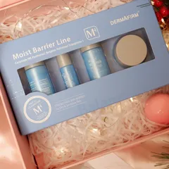 Set 4 món Dermafirm Moist Barrier Line M4 - Bộ sản phẩm cấp ẩm sâu, bảo vệ da nhạy cảm, dưỡng ẩm đa tầng cho làn da mịn màng