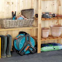 Bộ Vòi Tưới Cây Treo Tường 20m Gardena 08009-20 - Dụng Cụ Tưới Nước Đa Chức Năng cho Vườn Nhỏ, Chất Liệu HDPE và Inox Cao Cấp