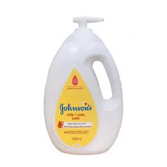 Sữa Tắm Johnson's Baby Hương Trà Xanh Và Nha Đam 1000ml - Dưỡng Ẩm Cho Da Bé, Giúp Làm Sạch Dịu Nhẹ, Ngăn Ngừa Hăm Nóng
