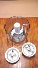 Máy Xay Sinh Tố Đa Năng Kalpen B7 700W - Thiết Kế Nhỏ Gọn, Tích Hợp 3 Cối Xay, Dung Tích 1000ml, Phục Vụ Gia Đình 2-4 Người