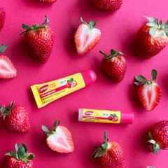 Set son dưỡng môi Carmex Daily Care STRAWBERRY (3 tuýp)