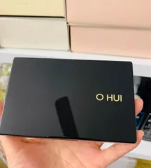 Bảng son O Hui 10 màu giúp hỗ trợ làm mềm môi, giữ màu lâu trôi