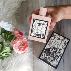 Nước hoa nữ Gucci Bloom Nettare Di Fiori EDP - Hương hoa cỏ quyến rũ và sang trọng dành cho phái đẹp