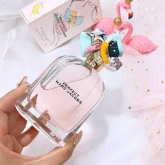 Nước hoa nữ Marc Jacobs Perfect - Hương Cashmeran & Hoa Thủy Tiên, Phong cách Nữ tính, Cuốn hút, Hiện đại, Lưu hương từ 3-6h