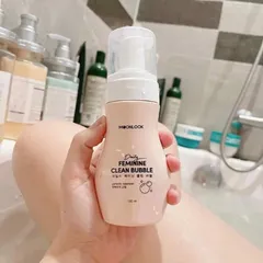Dung Dịch Vệ Sinh Phụ Nữ Foam Quyến Rũ MoonLook Hàn Quốc 150ml - Giữ ẩm, Lưu hương Nước Hoa, Phù hợp cho Da Nhạy Cảm