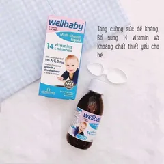Siro ăn ngon Wellbaby Multi-vitamin 150ml - Thực phẩm chức năng cho trẻ từ 4 tháng đến 4 tuổi, bổ sung 14 vitamin và khoáng chất, vị cam thơm ngon.