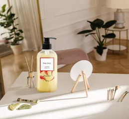 Gel tắm Mine Stay Sexy 500g - Sữa tắm hương nước hoa cao cấp, làm sạch sâu và dưỡng ẩm với Saffron, Niacinamide cho làn da sáng khỏe