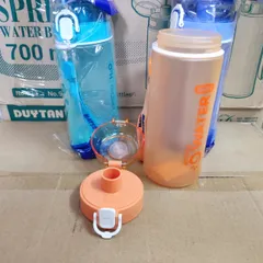 Bình Nước Nhựa Duy Tân Matsu 700ml - Bình Cầm Tay Cho Chạy Bộ, Dã Ngoại, Nhiều Màu Sắc Tươi Sáng, Chính Hãng Việt Nam