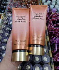 Sữa Dưỡng Thể Victoria's Secret Amber Romance 236ml - Hương Thơm Quyến Rũ, Cung Cấp Độ Ẩm, Dưỡng Da Mịn Màng, Nhập Mỹ