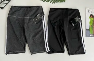 Quần Lỡ Nữ Thể Thao 2 Sọc Trắng - Chất Liệu Co Giãn Đẹp, Phù Hợp Tập Gym, Yoga, Chạy Bộ, Dễ Phối Đồ