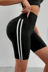 Quần Lỡ Nữ Thể Thao 2 Sọc Trắng - Chất Liệu Co Giãn Đẹp, Phù Hợp Tập Gym, Yoga, Chạy Bộ, Dễ Phối Đồ