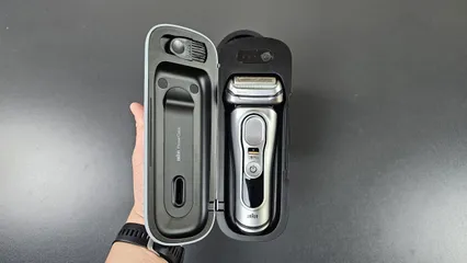 Máy cạo râu Braun Series 9 Pro Premium 9477 - Đầu ProLift, Sạc Dễ Dàng, Sản Xuất Tại Đức, Cạo Râu Nhẹ Nhàng, Hiệu Quả Cao