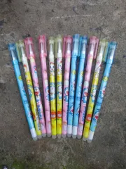 Hộp 12 cây bút gel mực tím xóa được in họa tiết hoạt hình dễ thương ( giao mẫu ngẫu nhiên )