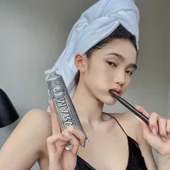 Kem Đánh Răng Marvis trắng 85ml hàng chuẩn