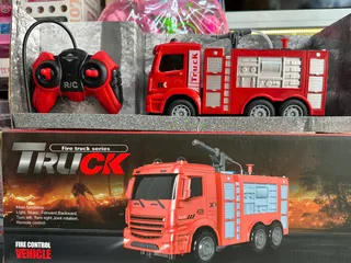 Xe Ô Tô Cứu Hỏa Điều Khiển Từ Xa (666-8) - Đồ Chơi Pin Có Đèn Sáng, Phát Triển Tư Duy Cho Trẻ Em