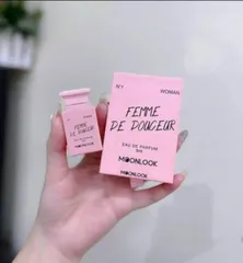 Nước hoa vùng kín MoonLook (5ml)