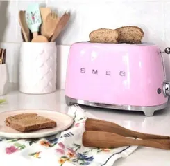 Máy Nướng Bánh Mì Smeg TSF02PKEU Retro - 4 Lát Rộng, Chức Năng Đặc Biệt, Thiết Kế Sang Trọng và Đa Năng cho Bữa Sáng Thú Vị