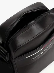 Túi Đeo Chéo Nam Tommy Hilfiger Màu Đen