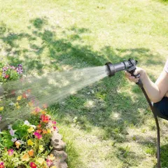 Bộ Cuộn Ống Tưới Cây 20m Takagi R220TBR - Chất Liệu Nhựa PP Chống UV, 4 Chế Độ Phun, Dễ Dàng Sử Dụng