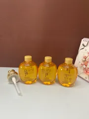 Sữa Tắm Đông Y Whoo Spa Oil Shower 220ml - Dưỡng Ẩm, Trẻ Hóa Da, Giúp Da Mịn Màng và Săn Chắc, Chiết Xuất Nhân Sâm, Đặc Biệt Dành Cho Phụ Nữ Á Đông