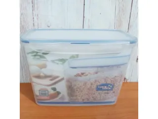 Hộp Nhựa Hình Chữ Nhật Dáng Cao, Kín Hơi, Nhựa PP HPL712 - 2.4L- Hàng Chính Hãng
