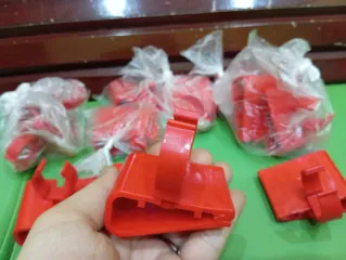 Kẹp Đèn Treo Hồ Cá T10 - Phụ Kiện Nhựa ABS Chống Gãy, 360 Độ, Bền Bỉ cho Bể Cá Cảnh
