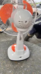 Quạt Bàn Tích Điện 12 Inch EASY POWER EP-2112A - Chạy Điện 220V và Năng Lượng Mặt Trời, Đèn LED, Cổng Sạc Điện Thoại