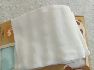 Khăn Sữa Sợi Tre Lụa Organic Manny - Bộ 5 Khăn Cao Cấp Cho Bé - An Toàn, Mềm Mịn, Thấm Hút Tốt