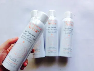 Xịt Khoáng Avène Thermal Spring Water 300ml - Dưỡng ẩm, làm dịu da, tăng cường độ ẩm, phù hợp với da nhạy cảm.