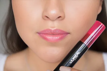 Son Màu Siêu Dưỡng L'Oreal Infallible Sexy Balm Sheer 106 Clueless & 111 Go Pretty or Go Home - Chăm Sóc Môi Đáng Yêu, Bền Màu