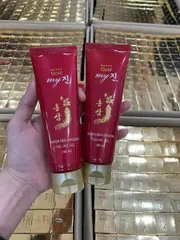 Tẩy Tế Bào Chết Nhân Sâm Hàn Quốc 130ml - Gel Tẩy Tế Bào Chết Cung Cấp Độ Ẩm, Làm Sáng Da, Dưỡng Ẩm Từ Thương Hiệu Ginseng King