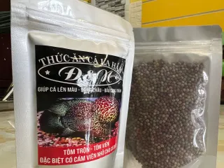 Cám La Hán D&N 100gr - Thức ăn cá La Hán chất lượng, kích màu và phát triển đầu cho cá nhỏ và lớn