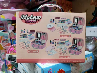 Vali Đồ Chơi Trang Điểm 768-7 - Bộ Máy Làm Nail Thú Vị Cho Các Bé Yêu Thích Làm Đẹp và Sáng Tạo