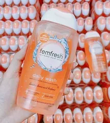 Dung Dịch Vệ Sinh Phụ Nữ Femfresh 250ml (Cam)