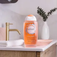 Dung Dịch Vệ Sinh Phụ Nữ Femfresh 250ml (Cam)