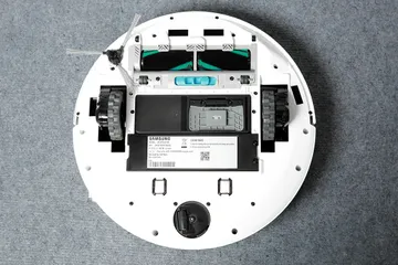 Robot Hút Bụi Thông Minh Samsung VR30T85513W/SV - Lực Hút 4200PA, Thiết Kế Nhỏ Gọn, Tự Tạo Bản Đồ 3D, Điều Khiển Bằng Giọng Nói