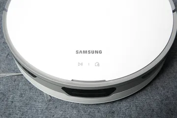 Robot Hút Bụi Thông Minh Samsung VR30T85513W/SV - Lực Hút 4200PA, Thiết Kế Nhỏ Gọn, Tự Tạo Bản Đồ 3D, Điều Khiển Bằng Giọng Nói