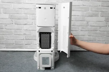Robot Hút Bụi Thông Minh Samsung VR30T85513W/SV - Lực Hút 4200PA, Thiết Kế Nhỏ Gọn, Tự Tạo Bản Đồ 3D, Điều Khiển Bằng Giọng Nói